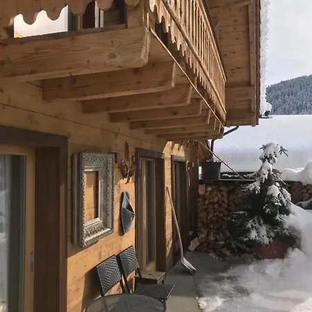 Huskie's Chalet * モルジャン