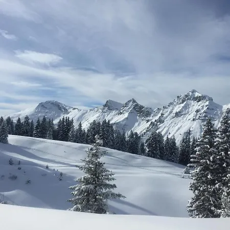 Huskie's Chalet 招待所 莫尔金斯