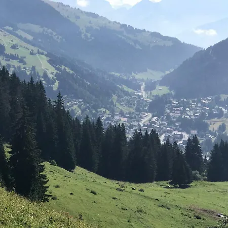 Huskie's Chalet Morgins